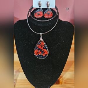 Artisan Black and Red Pendant Necklace